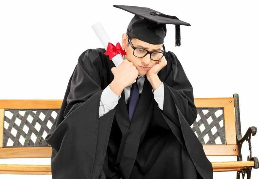 Классическая мантия магистра – элегантность и академический стиль